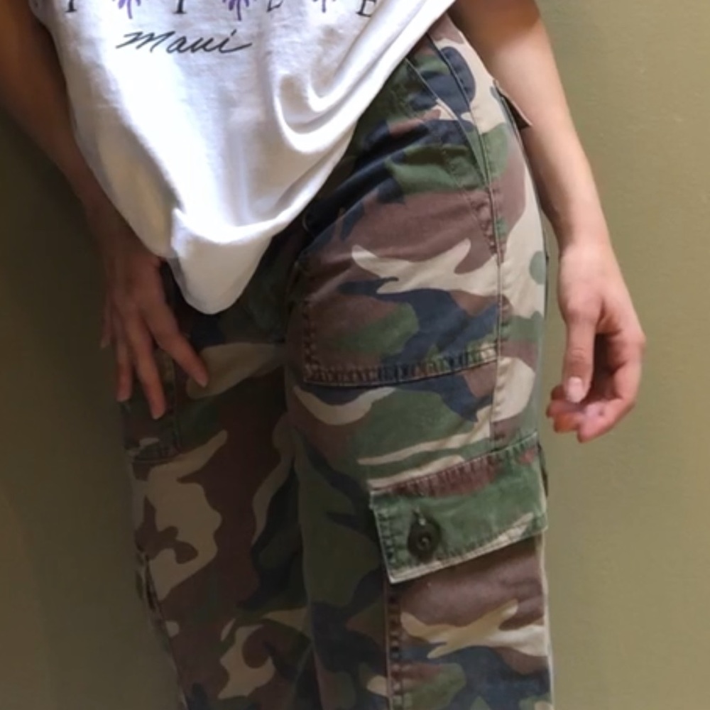CAMO CARGO PANTS!!
